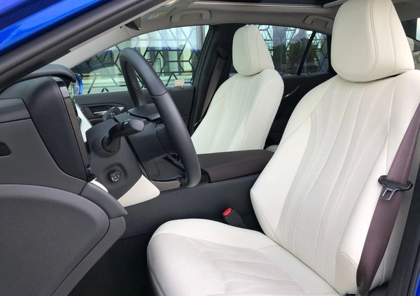 Toyota Mirai cena 249900 przebieg: 470, rok produkcji 2021 z Radymno małe 596